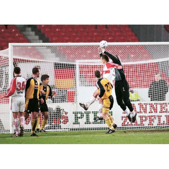 Plasa pentru poarta de fotbal alb 7.5m x 2.5m - fir 4mm -1083-060 Plasa pentru poarta de fotbal alb 7.5m x 2.5m - fir 4mm -1083-060